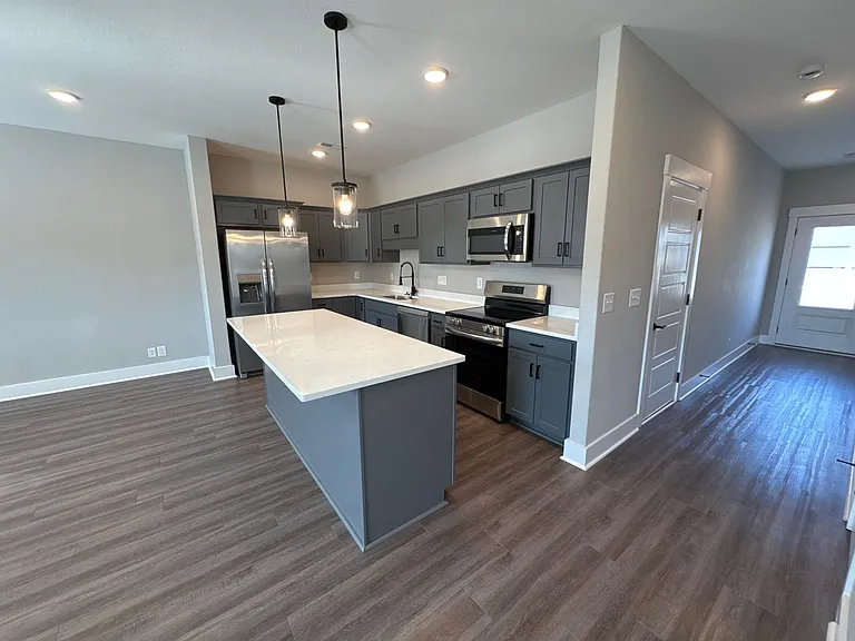 508 Jonathan Wade Cir — Photo 4