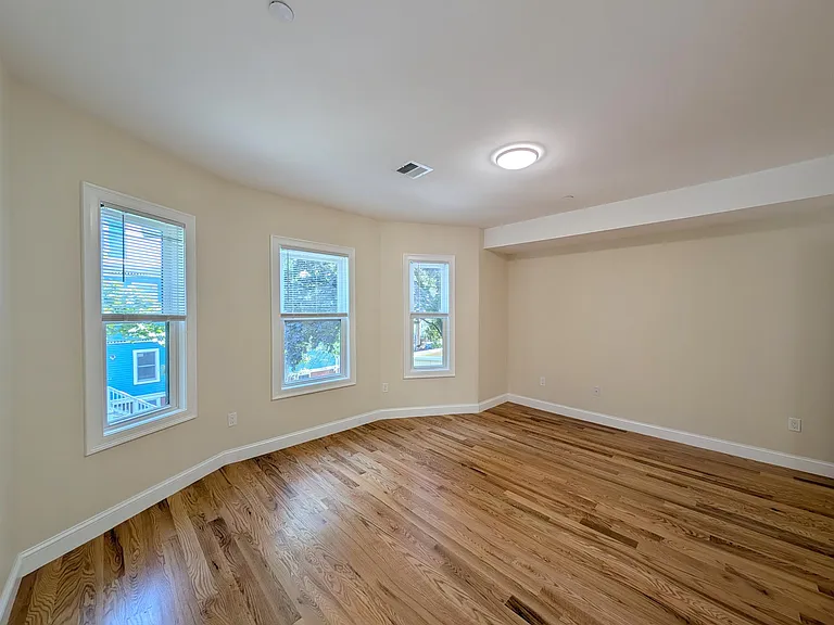 22 Holyoke Rd — Photo 13