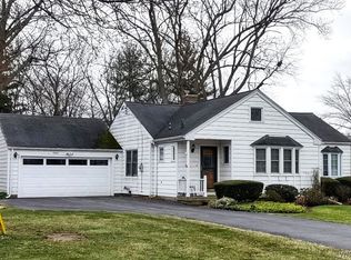 1040 Escarpment Dr, Lewiston, NY