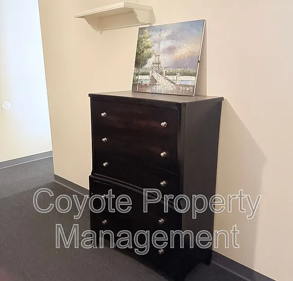 100 E Broadway St #3 — Photo 4