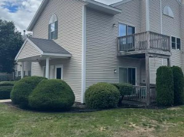 504 Greenwich Dr