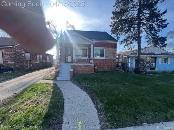 20411 Washburn St, Detroit, MI 48221