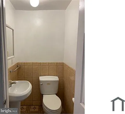 213 S Hilton St — Photo 5