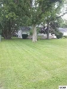 235 Maple St photo 1