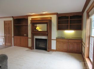 2008 Gethmann Dr, Marshalltown, IA 50158