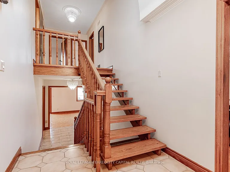 256 Cocksfield Ave #4 — Photo 8