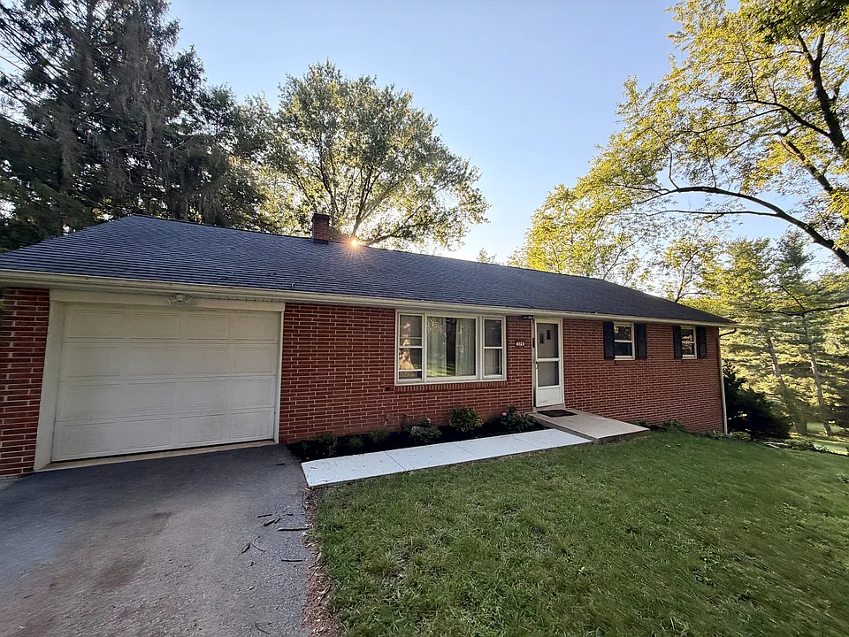 329 Fairview Dr
