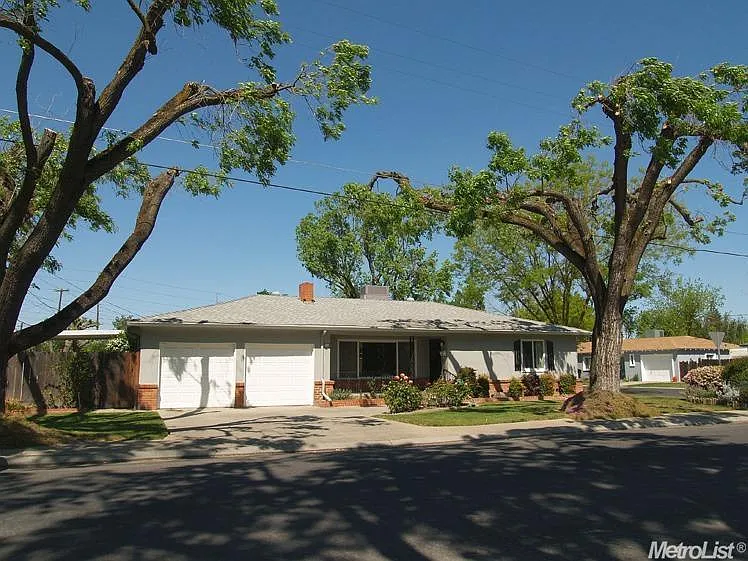 711 Edison Ave photo 1