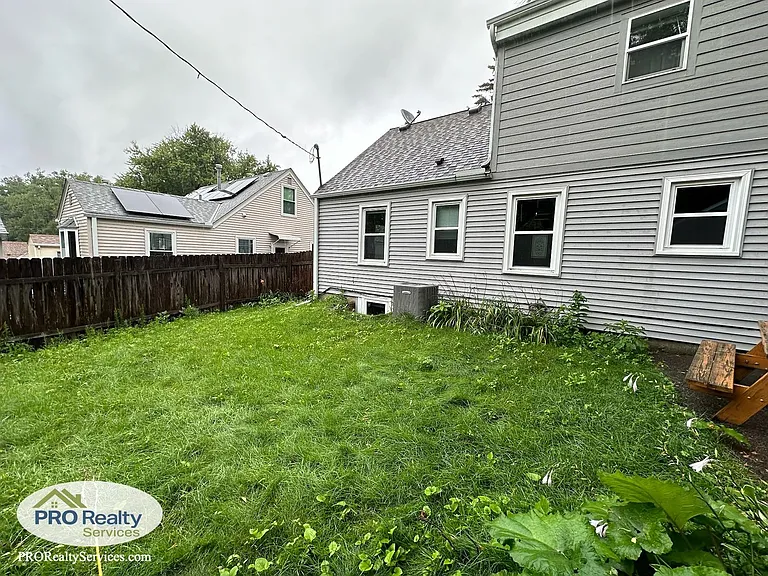 3238 Rhode Island Ave S — Photo 16