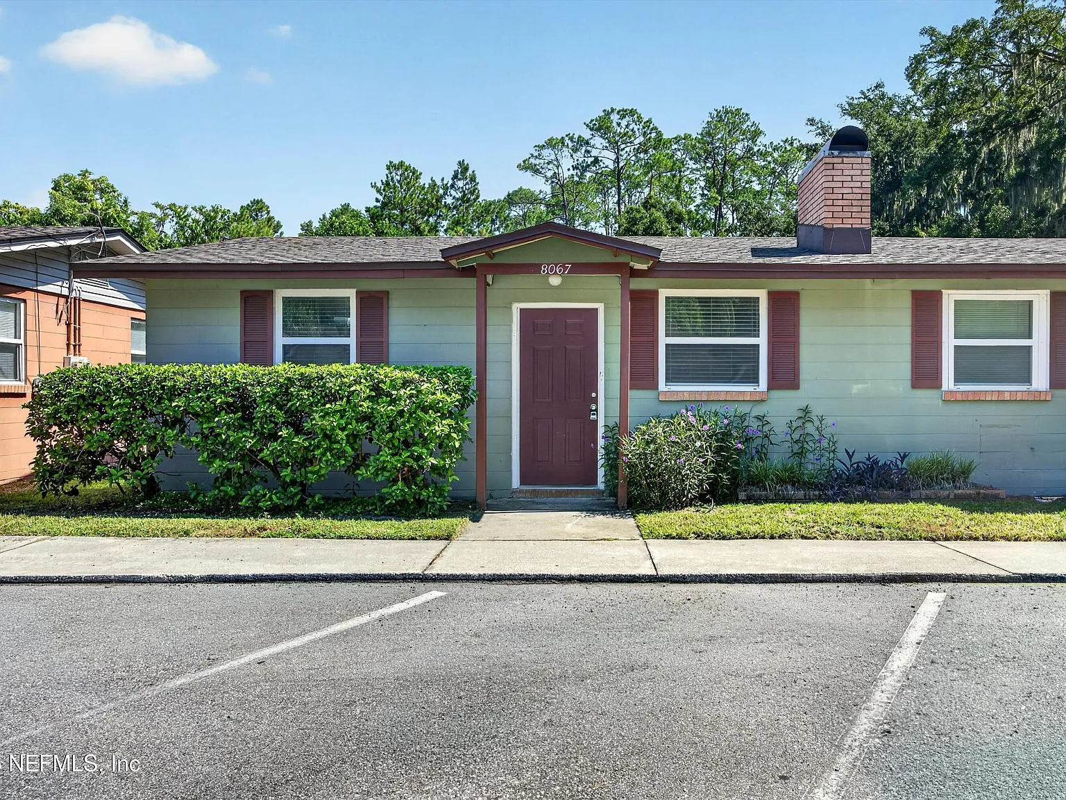 2 bed, 1.0 bath, 624 sqft, $1,200 — Photo 3