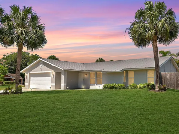 2068 SE Triumph Rd, Port St. Lucie, FL 34952