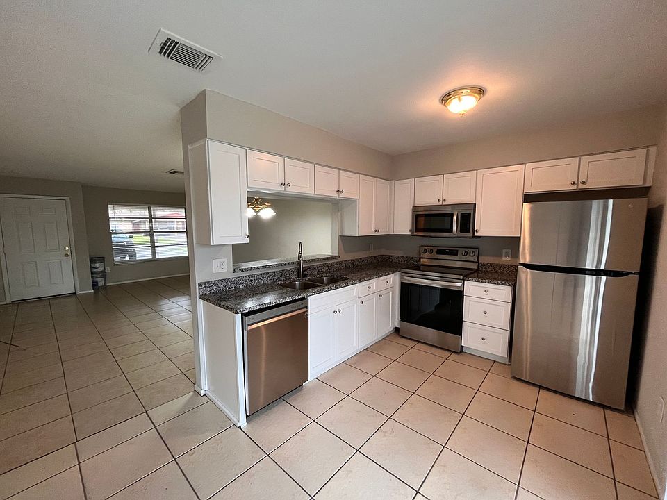 1st image of 7419 Golden Glenn Ct
