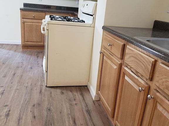 2nd image of 372 Bergen St #1