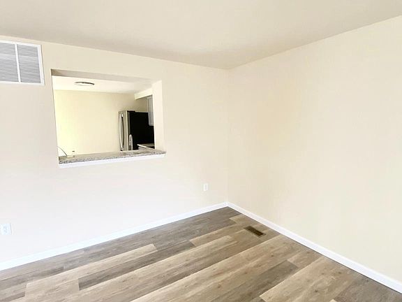 2nd image of 844 SE Angel Valley Ct