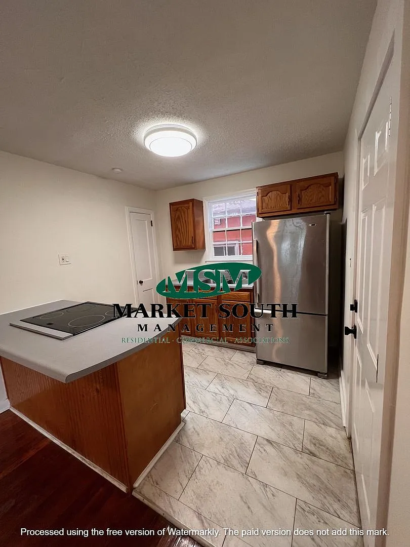 HENRY E 539 — Photo 4