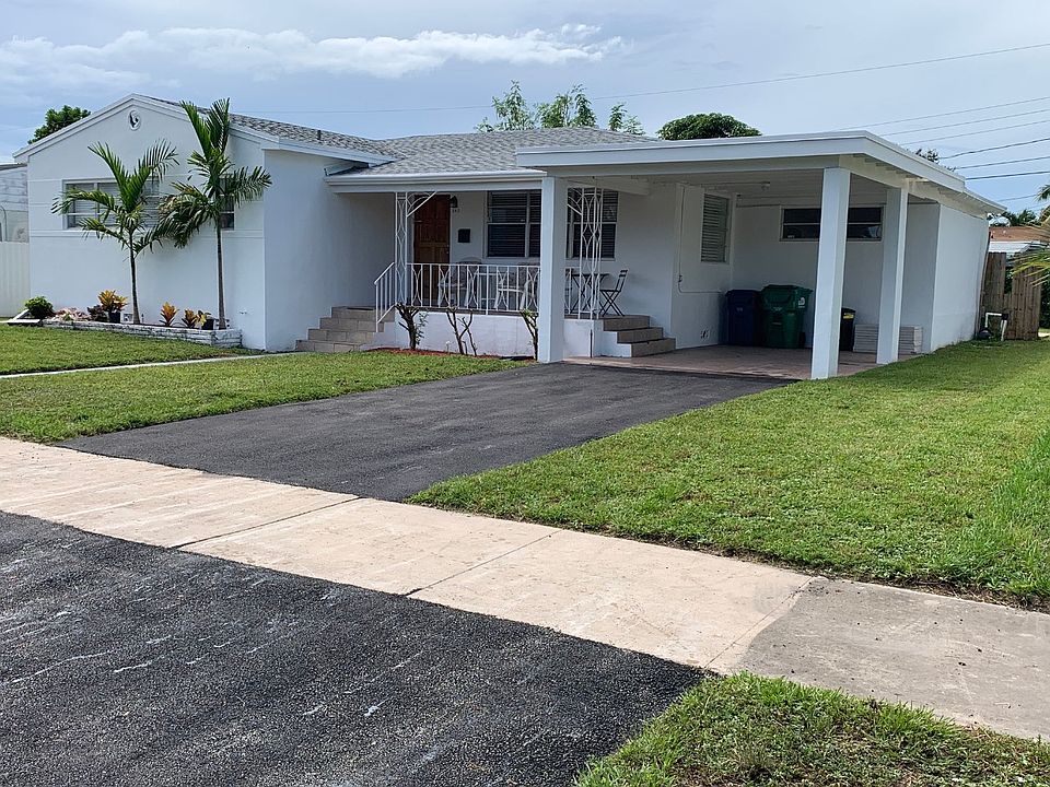 1st image of 840 NE 179th Ter