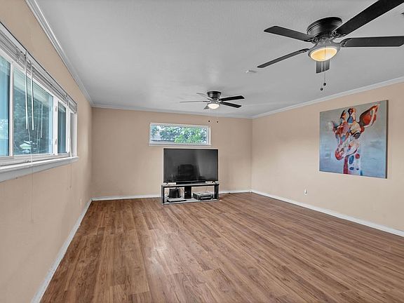 5th image of 620 Colgate Ave