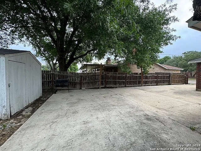 7415 Linklea — Photo 44
