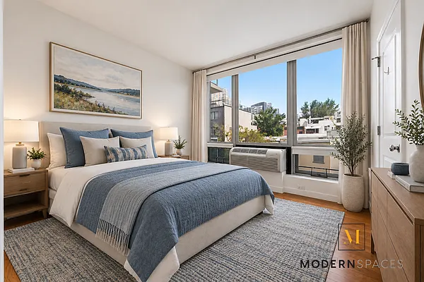 Bedroom, photo 1