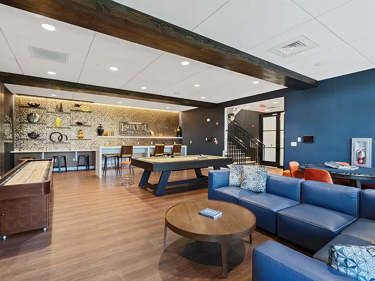 Our resident clubhouse is complete with lounge seating and ample entertainment options.