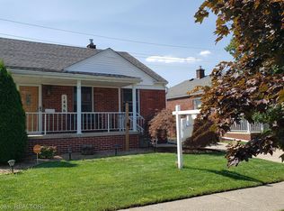1486 12th St, Wyandotte, MI 48192