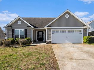34 Colonial Ct, Jefferson, GA 30549