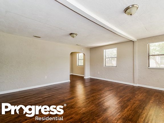 4th image of 3322 Sunnybrook Ave S