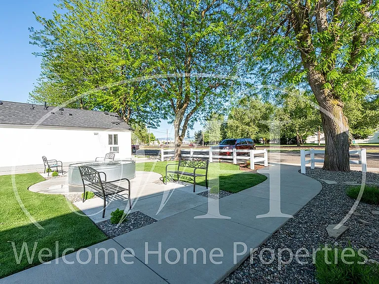 205 Woodland Ave — Photo 23