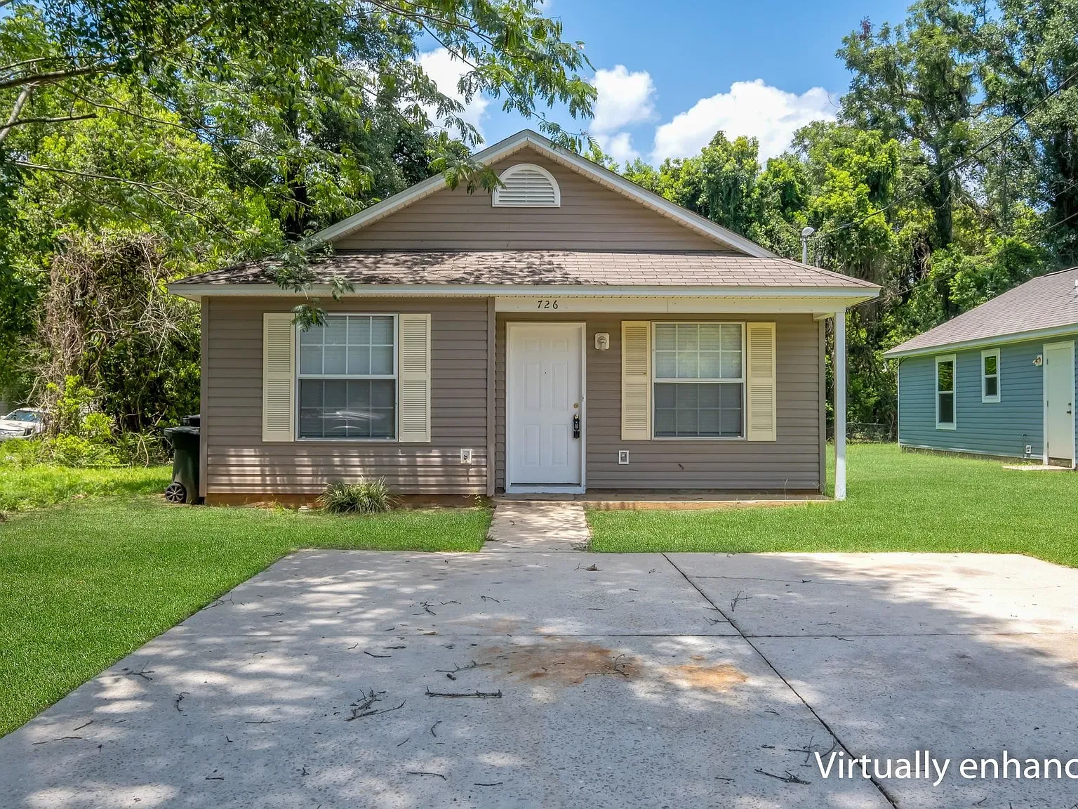 3 bed, 1108 sqft, $1,450 — Photo 1