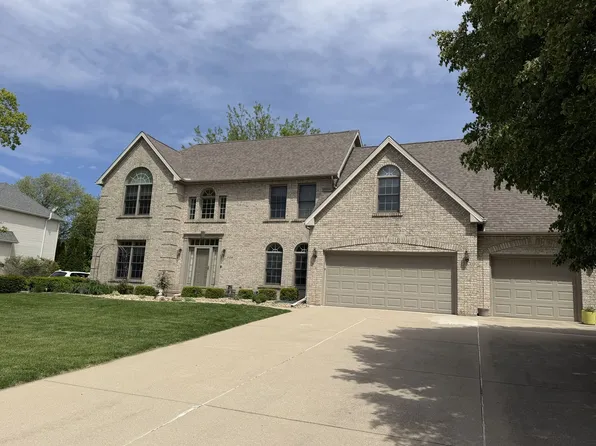 3108 Rusty Ln, Bloomington, IL 61704