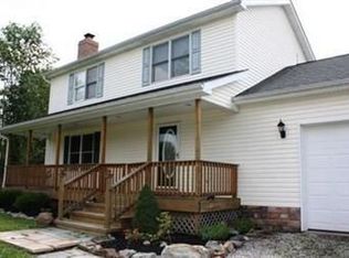 16555 Joann Dr, Montville, OH 44064