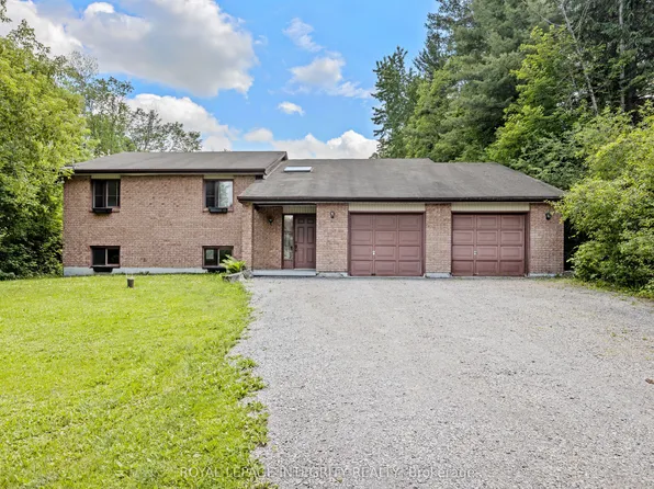 1702 Century Rd E, Ottawa, ON K0A 2E0