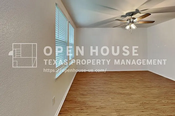 3 bed, 2.5 bath, 2178 sqft, $2,350 — Photo 3