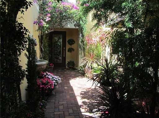 1st image of 3057 N Palm Aire Dr