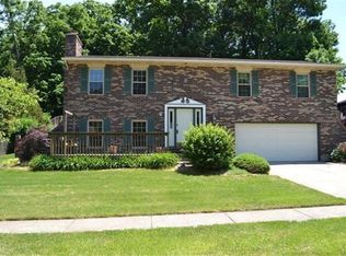 4 Pebble Beach Ct, Fairfield, OH 45014