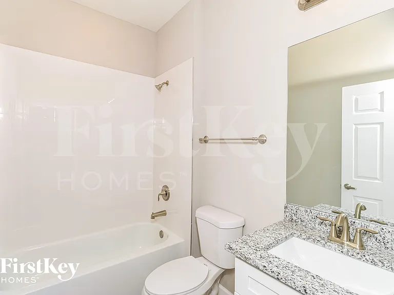 1200 Cogan Dr SE — Photo 13