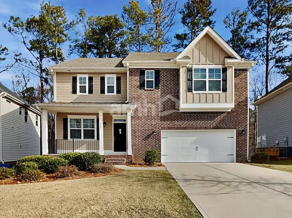 3597 Okelly Dr, Loganville, GA 30052