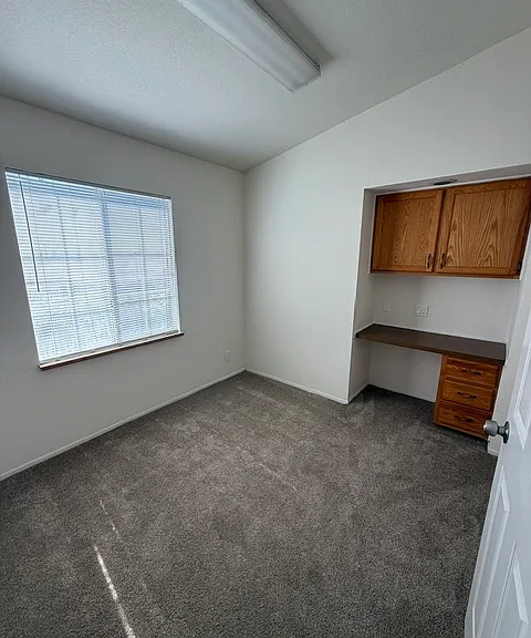 7647 Robben Rd — Photo 11