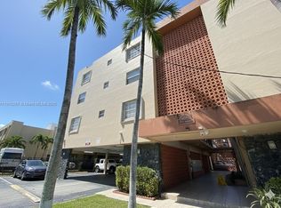 6095 W 19th Ave APT 412, Hialeah, FL 33012