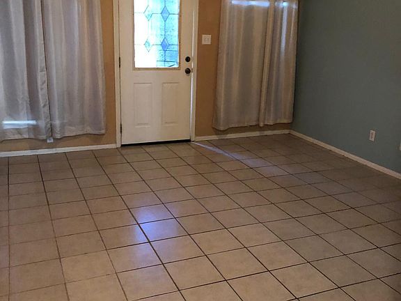 3rd image of 5804 N 38th St