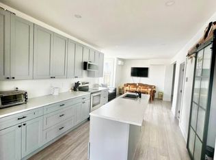 114 Church St #3, Moncton, NB E1C 4Z6