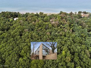 28 West Rd, Dune Acres, IN 46304