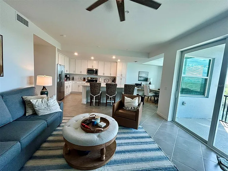 14121 Heritage Landing Blvd #736 — Photo 8