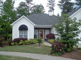 160 Habersham Dr, Fayetteville, GA 30214