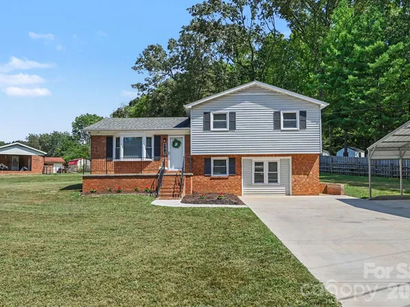 398 W Hillside Dr, China Grove, NC 28023