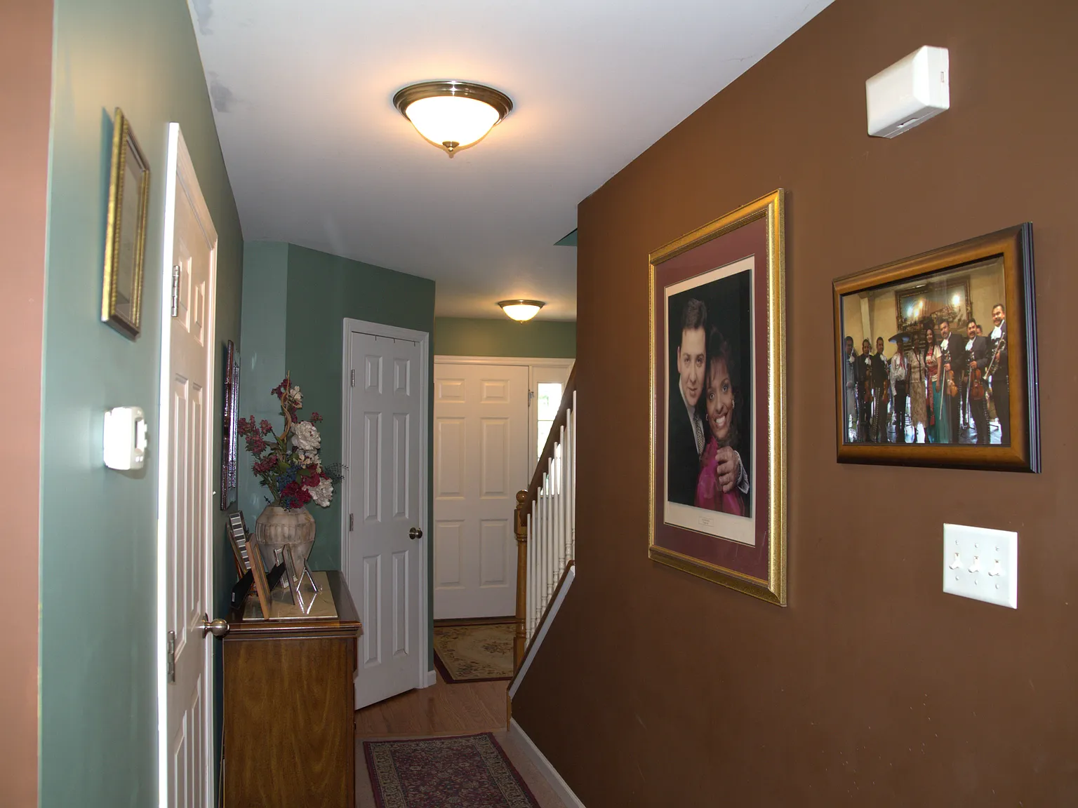 3 bed, 2.5 bath, 1700 sqft, $2,550 — Photo 4