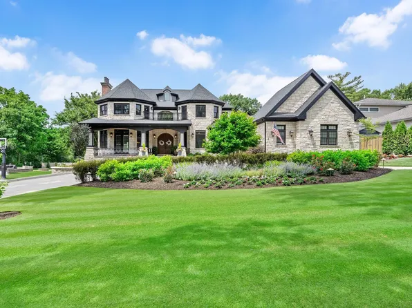 4050 Sterling Rd, Downers Grove, IL 60515