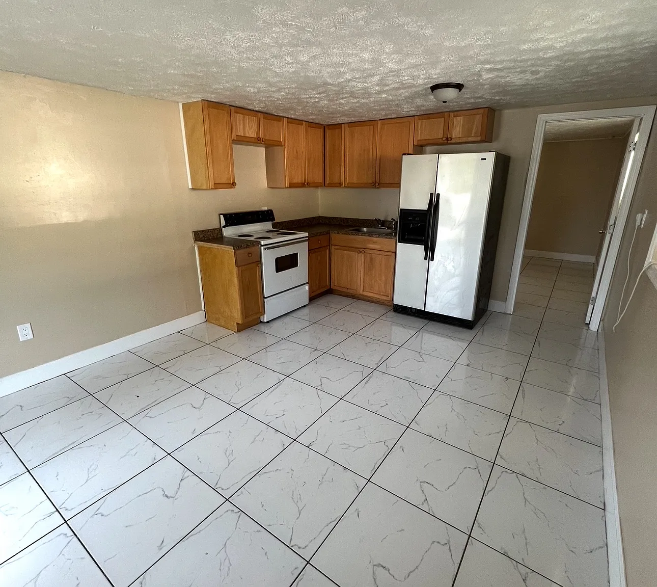 1 bed, 390 sqft, $1,100 — Photo 1