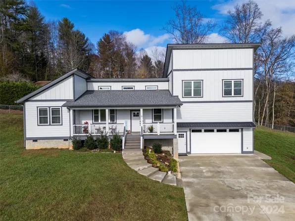 16 Hightop View Trl, Candler, NC 28715