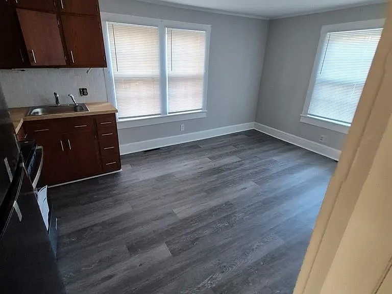 12 Blackfeather Trl — Photo 5